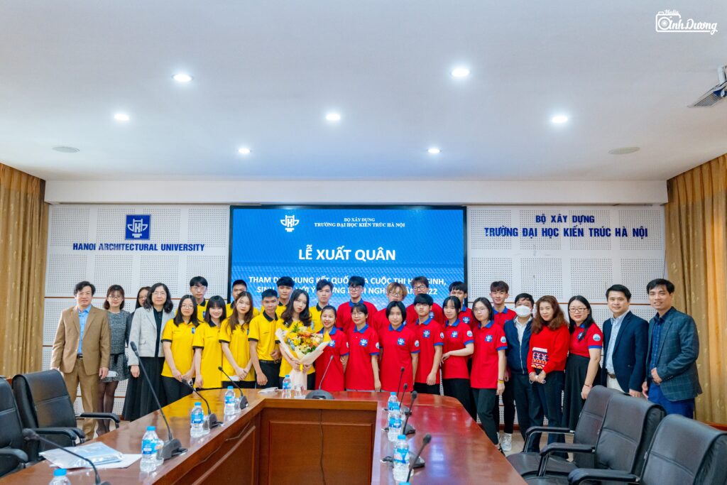 LỄ XUẤT QUÂN THAM GIA CHUNG KẾT QUỐC GIA CUỘC THI “HỌC SINH, SINH VIÊN VỚI Ý TƯỞNG KHỞI NGHIỆP 2021”